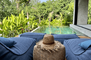 Outdoor private plunge pool 